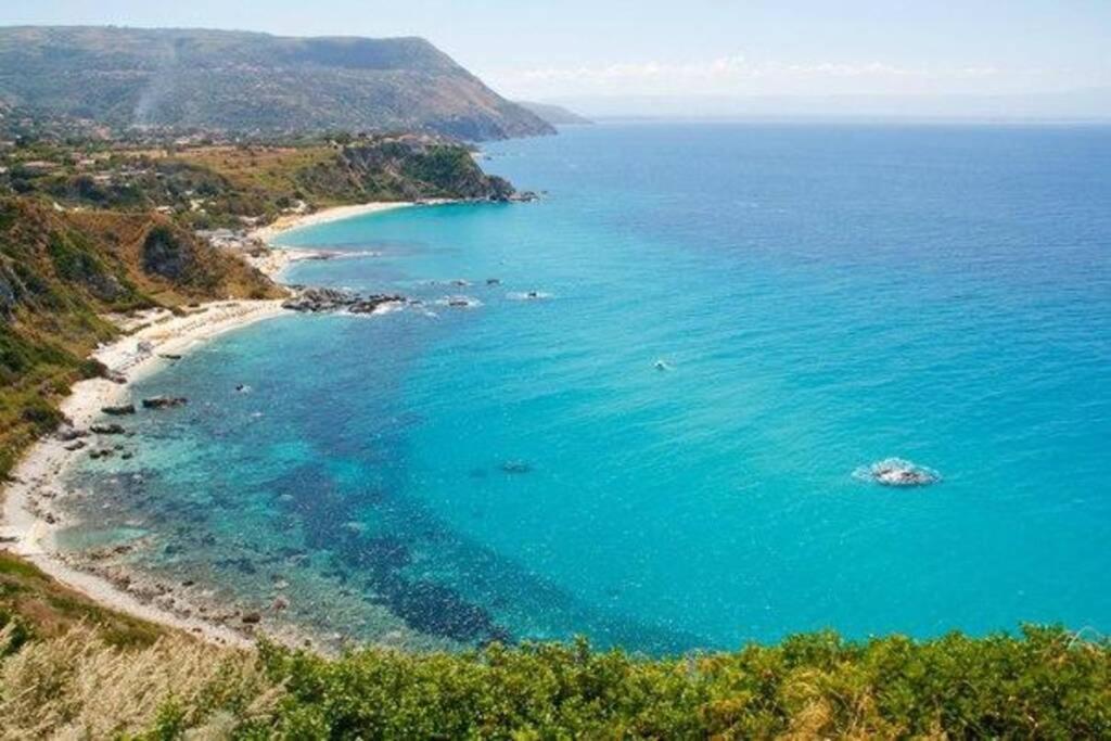 Casa Vacanze Autonoma Brevi Periodi Vibo Valentia Exterior foto